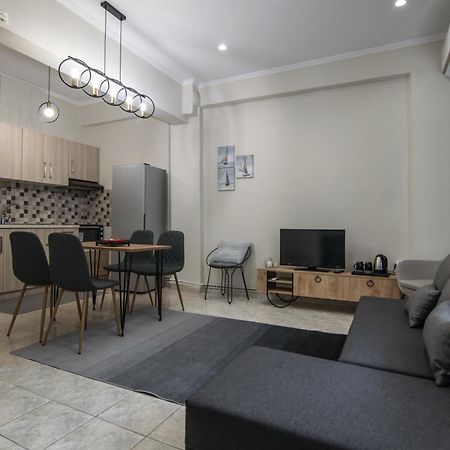 Μοντέρνο Διαμέρισμα Στο Κέντρο Apartman Oresztiáda Kültér fotó